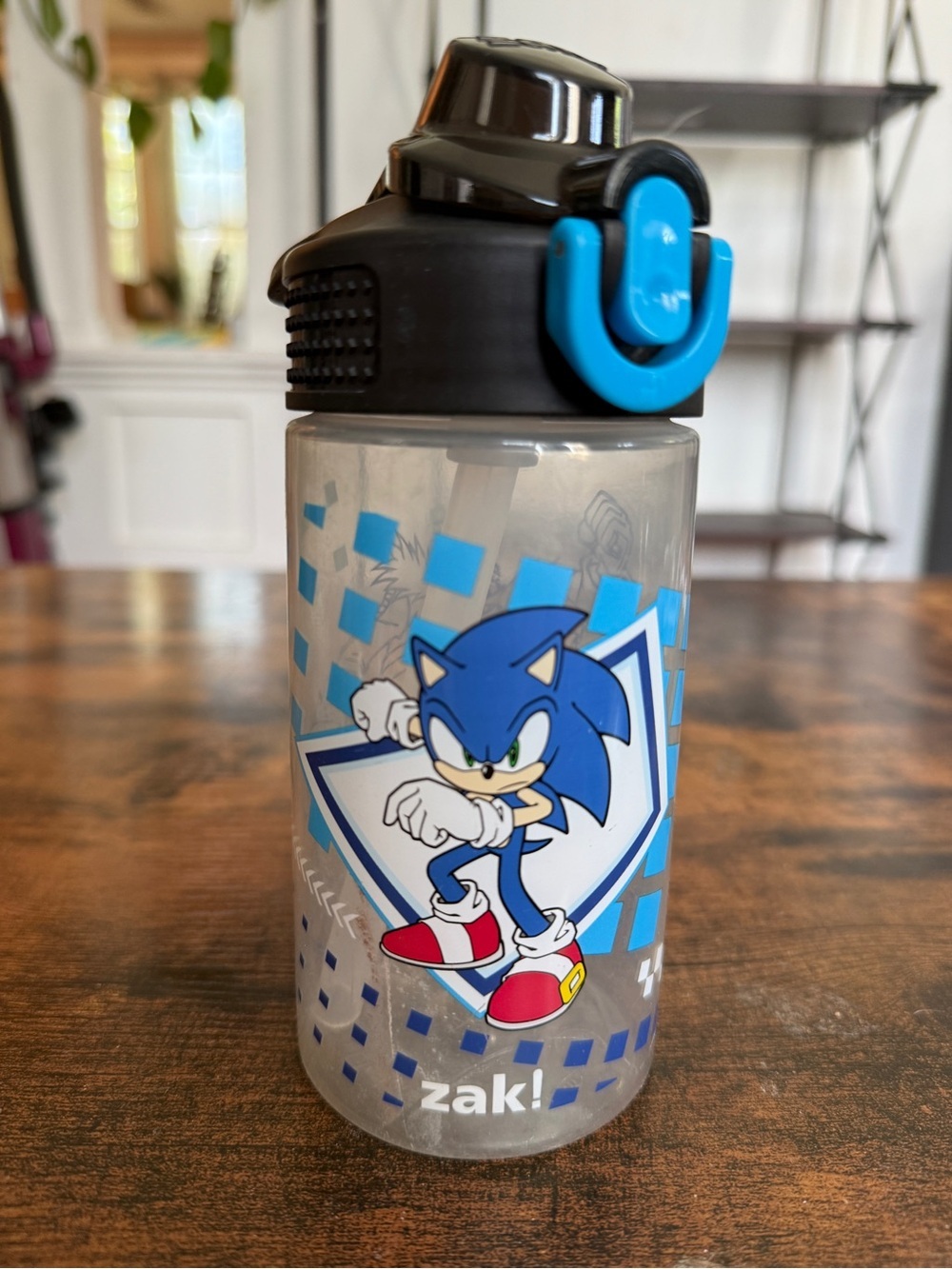 zak! Kids Sonic the Hedgehog Blue Water Bottle